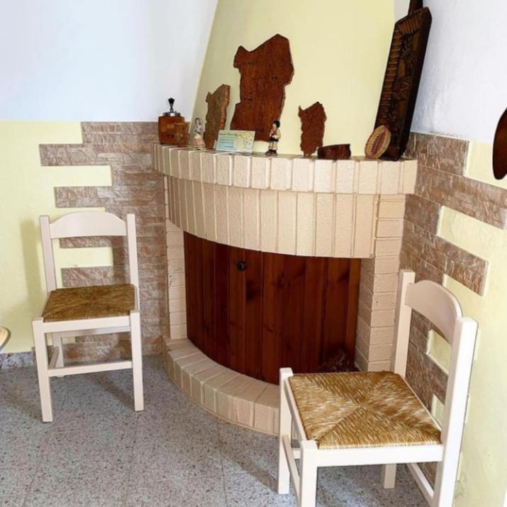 Villa A Casa Di Nonna Iun Q2951 à Fluminimaggiore Extérieur photo